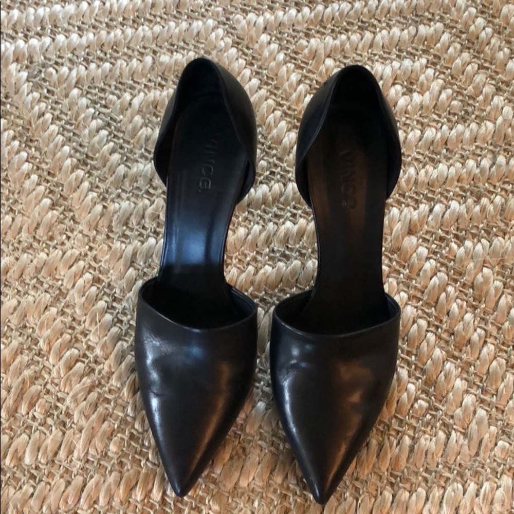 Vince pumps